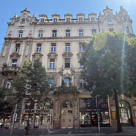 Harmony In Center Appartement Boedapest